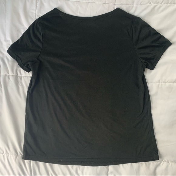 Rose Embroidered Casual Tee - Picture 5 of 8